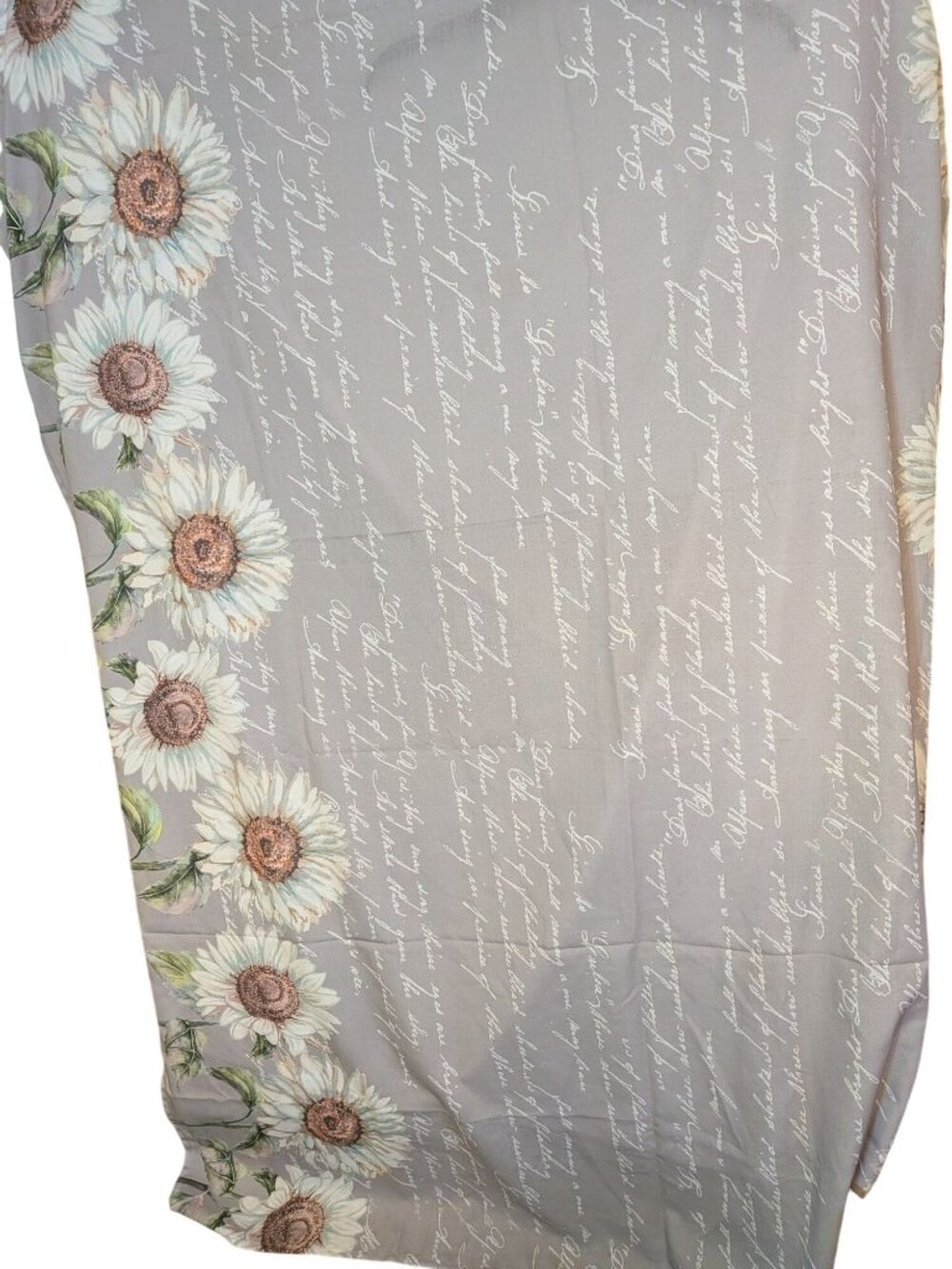 Nicole Miller Home White Daisy Tablecloth 60" X 160" Beige With Script & Floral